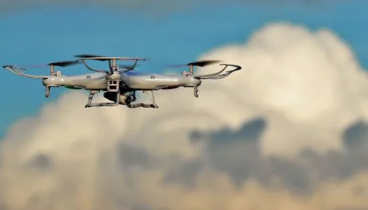 无人机营救遇险者,无人机的发明对社会的作用有多大?