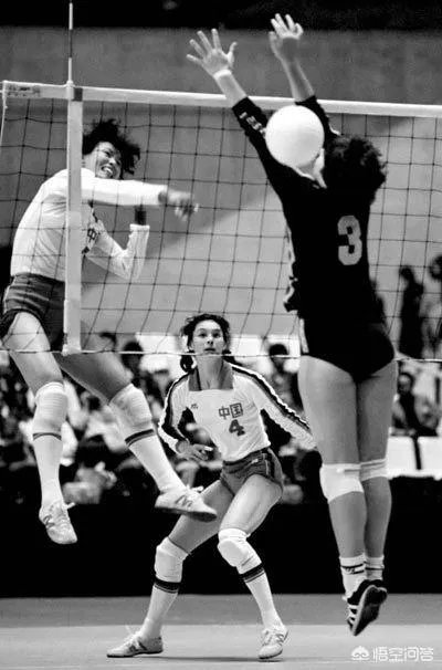 为什么国人比较喜欢看女排比赛，而对男排偏冷？