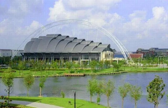 上海工程技术大学怎么样？