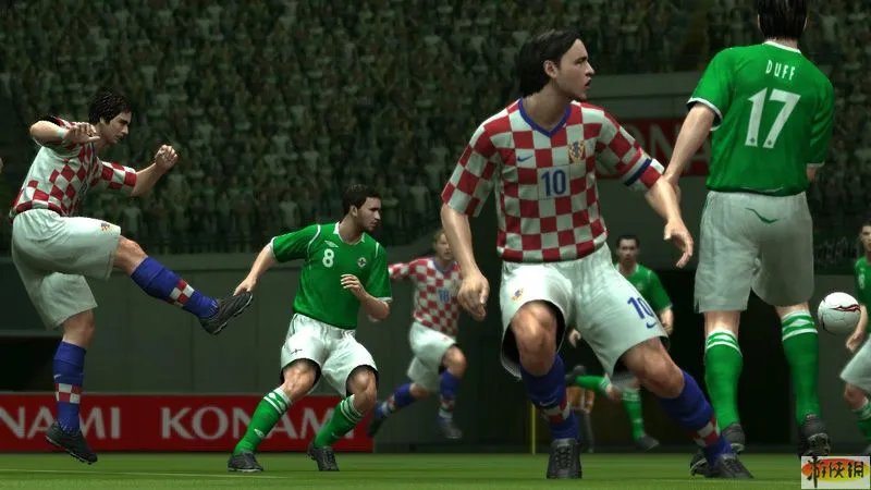 《实况足球2009》最新海量游戏新截图