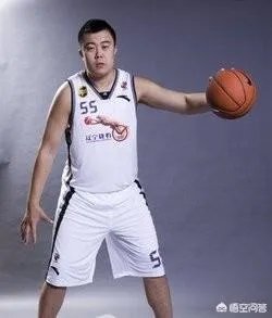 你觉得cba广厦和辽宁的最大区别是什么?