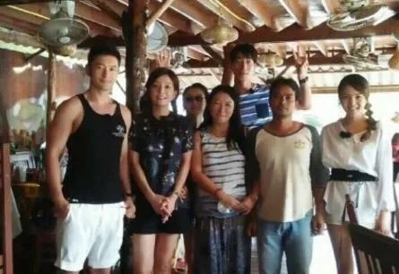 赵薇、黄晓明、周冬雨、张亮参加的综艺节目《中餐厅》是在哪拍的?