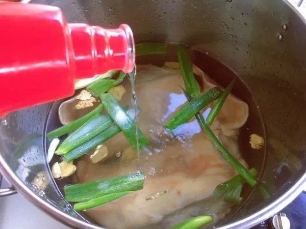 卤猪头肉的做法