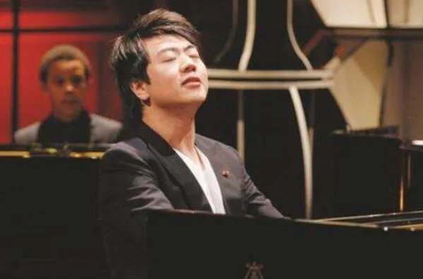 世界钢琴家排名前十位 郎朗上榜，第三是钢琴界的传奇