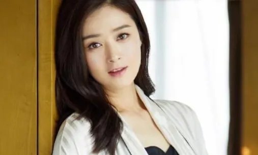 老戏骨吐槽演戏被喂烂提子，娱乐圈中还有哪些人敢说真话？