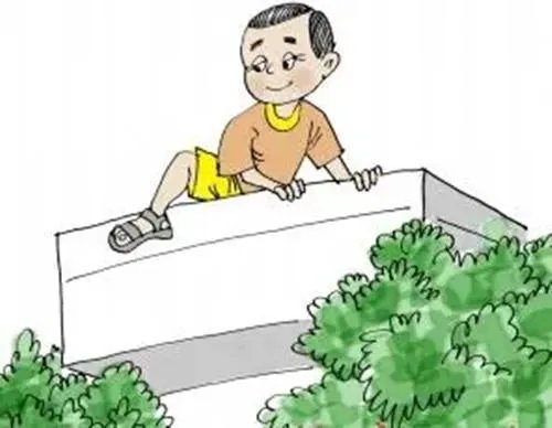 男子徒手接住坠楼男童！为何网友说他接住了一个家？