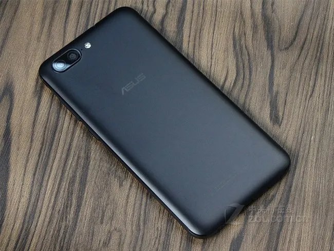 华硕 手机 电神4 黑色 标配续航出色 京东1249元火热销售中