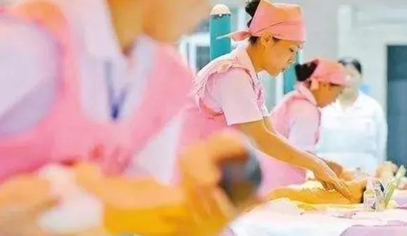 正规月嫂培训培训班在哪里？