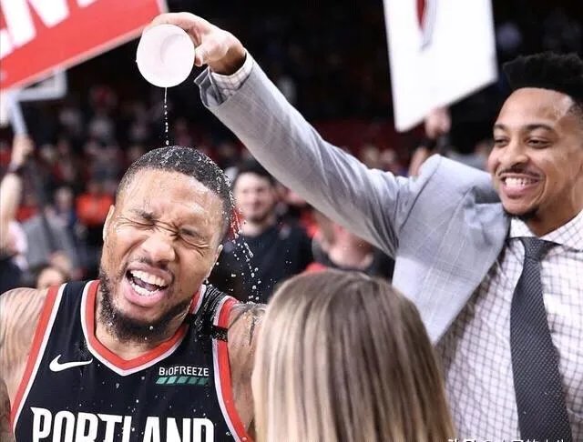 利拉德无缘2021NBA全明星，为什么呢？