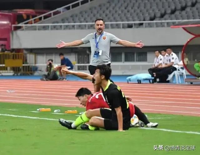 上海上港做客浦和红钻从来没赢过，首回合2-2战平，次回合要什么比分才能出线？