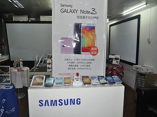 时尚5英寸新机 三星GALAXY On5到太原