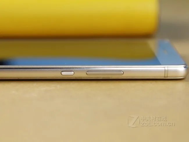 华为G9 青春版 4G智能手机 白色成像效果好 京东899元火热销售中