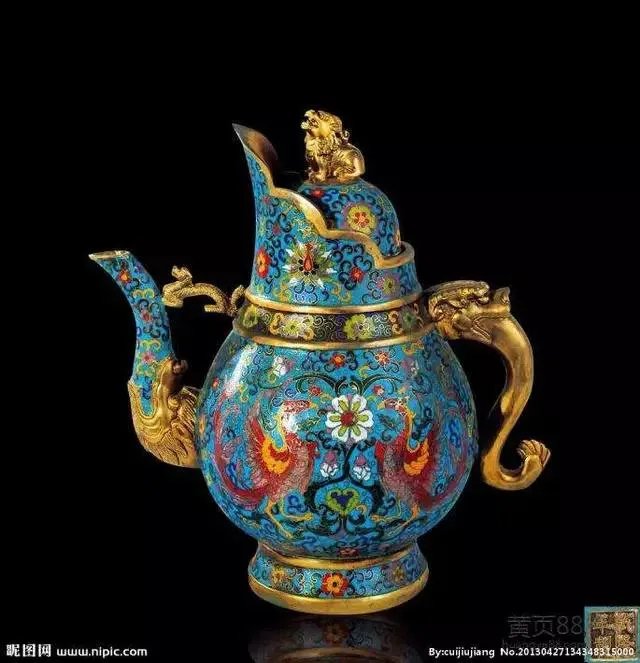 日落香残，免去凡心一点。求下联？