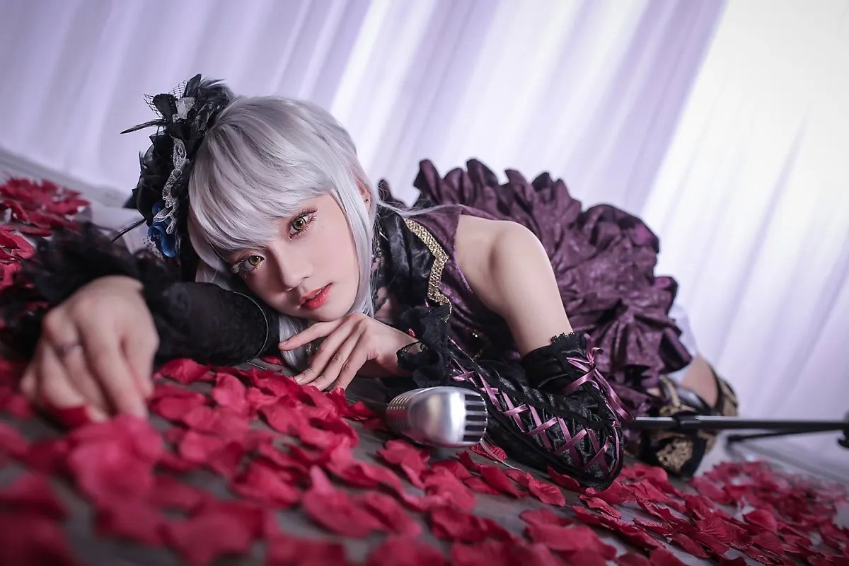 前螺旋猫成员Miyuko新Cos美图 高贵冷艳的偶像歌手