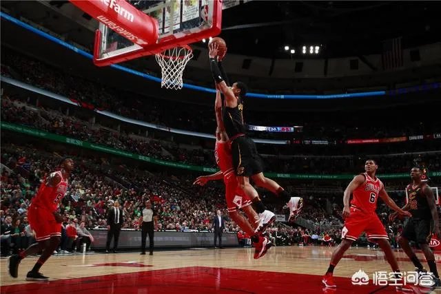 詹姆斯率残阵8人轮换骑士胜公牛，骑士能以东部第三身份进入季后赛吗？