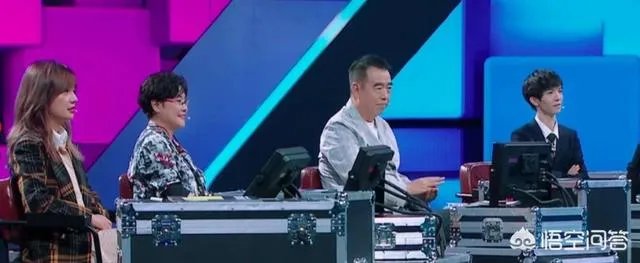 综艺《演员请就位》中，曾经的影帝李滨，为何会“输”给金靖？