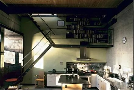 室内旋转楼梯效果图 教你如何巧妙设计室内楼梯