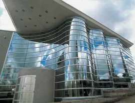 隐框和半隐框玻璃幕墙图片