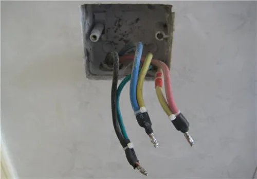 开关应该接在零线上还是火线上