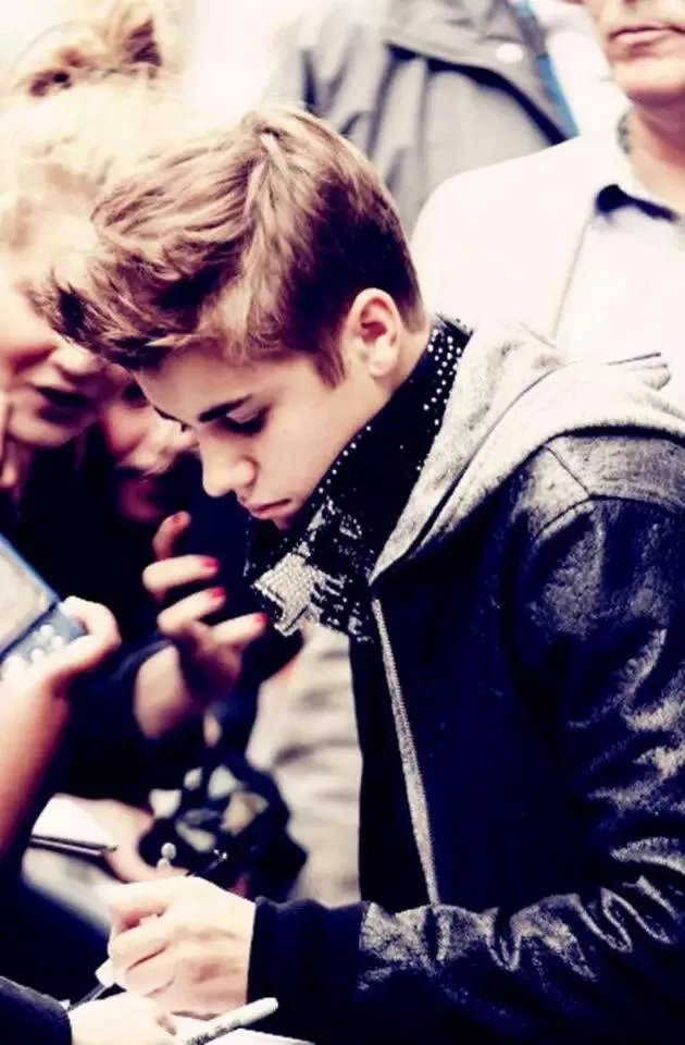 大家有没有自己觉得贾斯汀比伯最好看的照片？