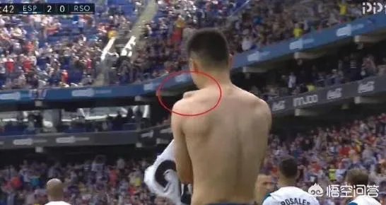 武磊谢幕战攻入赛季第三球，帮助球队锁定欧战资格，疯狂脱衣庆祝吃黄牌，如何评价？