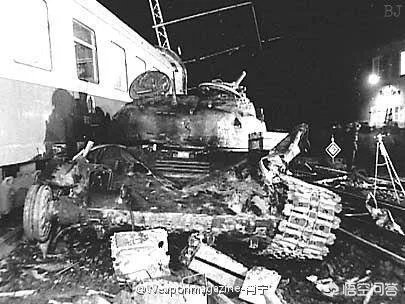 两辆现代重型坦克全速相撞会车毁人亡吗？为什么？