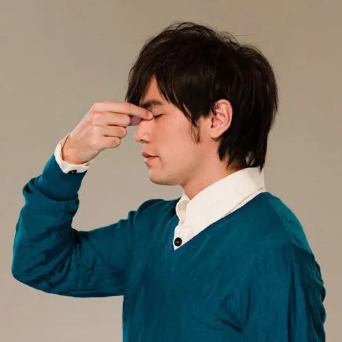 如何做眼保健操？要有图来示范!