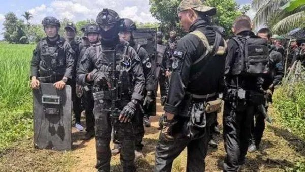 中国游客在泰国遭武装人员抢劫，当地政府作何回应？