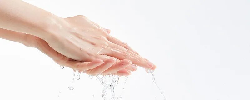 泡沫洗手液和普通洗手液有什么区别 泡沫洗手液和普通洗手液哪个好