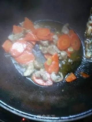 胡萝卜炒肉