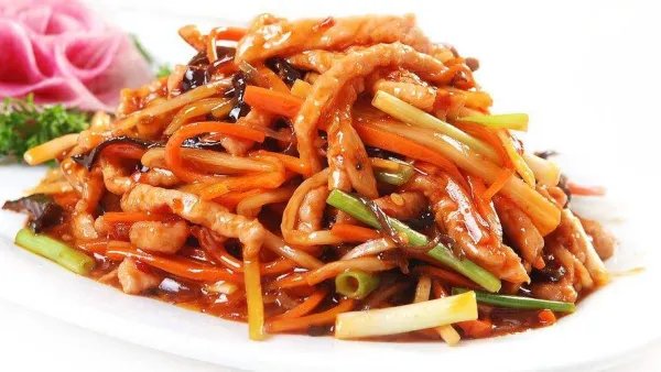 鱼香肉丝配料以及制作方法是什么？