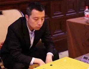 围棋目前谁厉害？