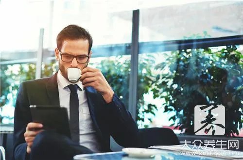 男人出轨怎么办