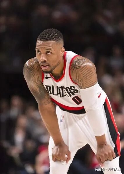 利拉德无缘2021NBA全明星，为什么呢？