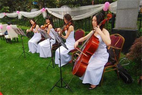 婚礼上的小节目有哪些 7种奇趣节目燃爆婚礼现场