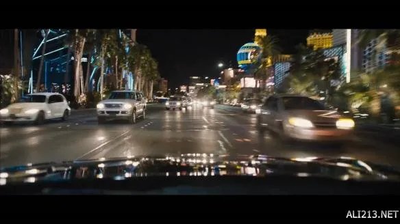 《谍影重重5》最新片段曝光 真正的老司机飙车大战