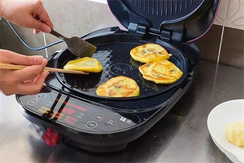 电饼铛和平底锅的区别是什么