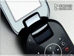 再降200元 摩托罗拉U9直破2000元大关