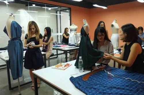 学婚纱设计要具备什么 设计一件婚纱要掌握哪些技能