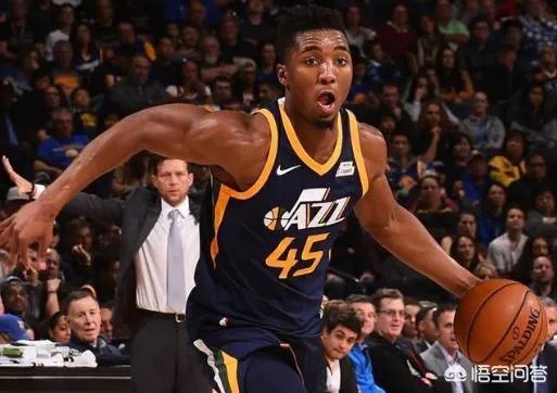 爵士连斩猛龙、勇士、马刺强势逆袭,已经十连胜了,大家有关注吗?