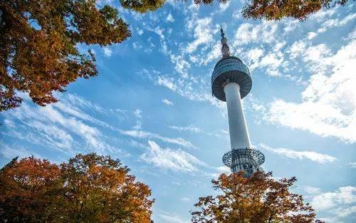 韩国首尔地铁公交为何上下班免费？