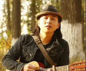 当你老了头发白了睡意昏沉歌名是什么啊？