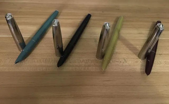 练习钢笔字应选用什么样的钢笔?