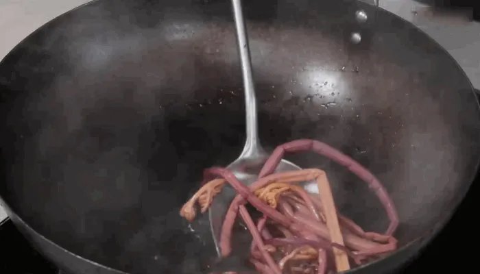 家常炒蕨菜的做法 蕨菜的炒法