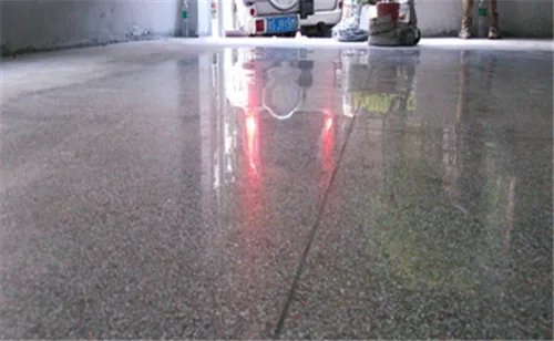 水磨石地面怎么翻新