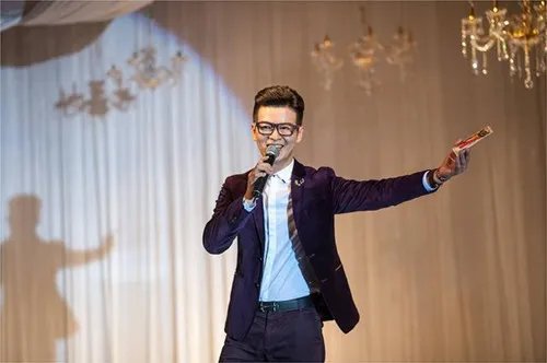 结婚主持词大全 简单实用的婚礼主持词推荐