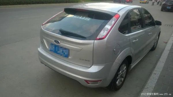 福特福克斯两厢的2011款