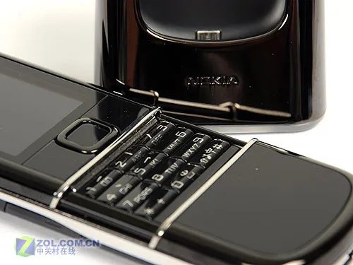 贵有贵的道理 8千元诺基亚8800Arte评测