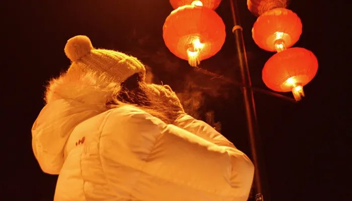 羽绒服油渍怎么洗 羽绒服油渍怎么去除