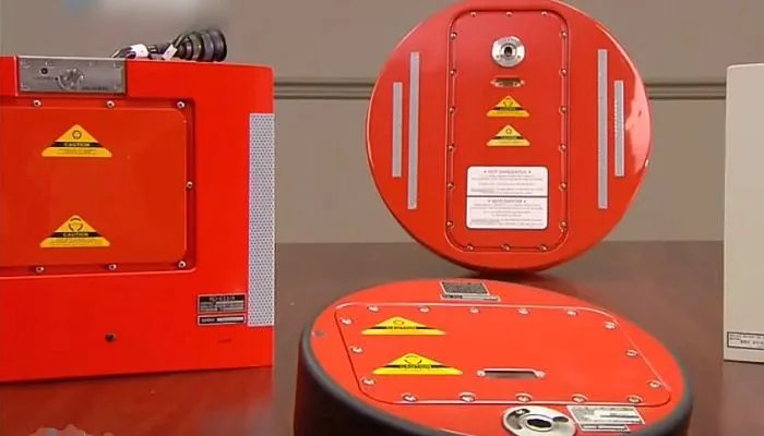 飞机黑匣子在飞机哪个部位 黑匣子通常装在飞机的哪个位置